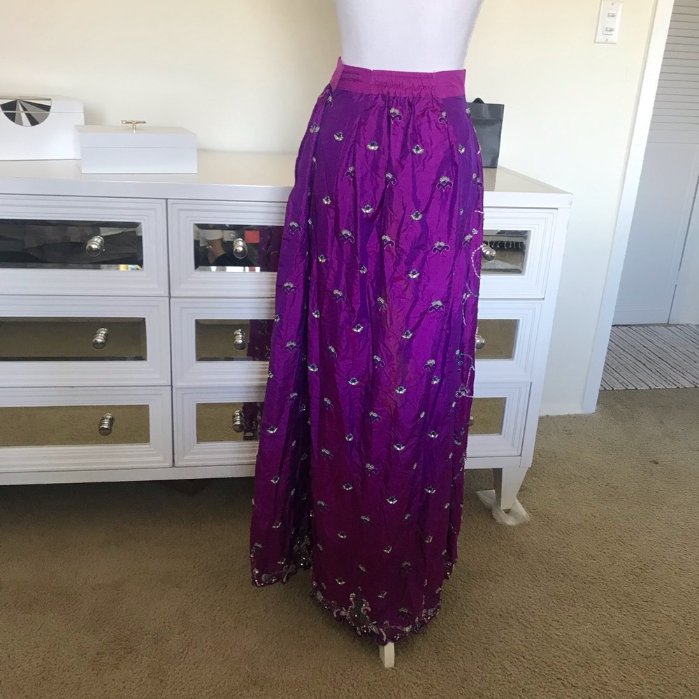 Gorgeous beaded formal Indian / Pakistan dress - Picture 8 of 8